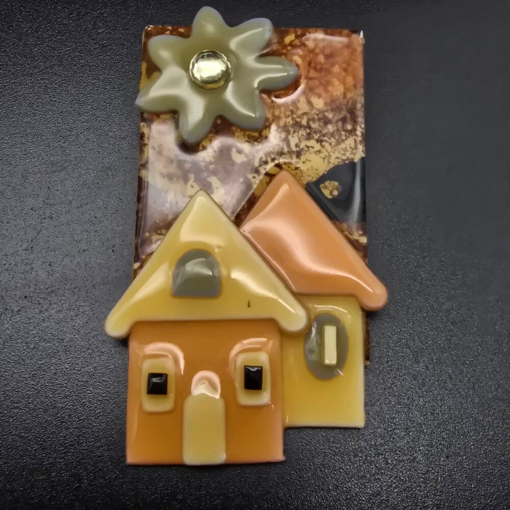House Pin By Lucinda Brooch Resin Brown Beige Vintage Jewelry